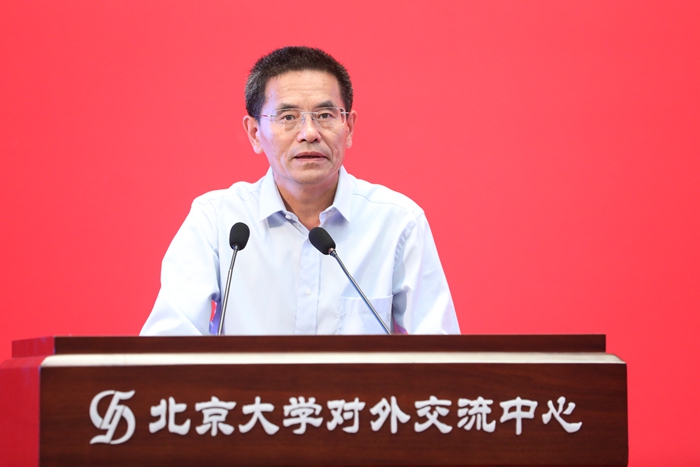 7b83ed2e3d36479e9c265f5c0c1d017d.jpg 3 张立飞院长致辞_副本.jpg